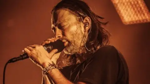 Radiohead retorna aos ensaios e reacende esperança de nova reunião