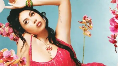 Kali Uchis fará show no Brasil em 2026