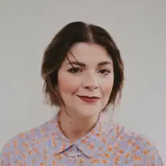 Laura Souguellis